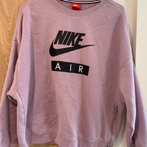 Women’s Nike Air crew neck sweatshirt W/side zip